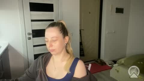 Snapshot of livandria chatting on 05/12/26, 07:55 Livandria online show from 05/12/26, 07:55