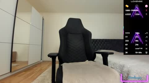 jay online show from 02/11/25, 04:55