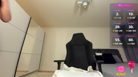 jay online show from 09/13/25, 04:34