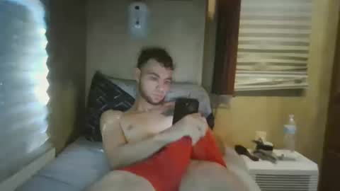 livetyy online show from 10/14/25, 04:08