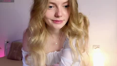 Snapshot of livia_hot chatting on 05/06/26, 11:15 livia_hot online show from 05/06/26, 11:15