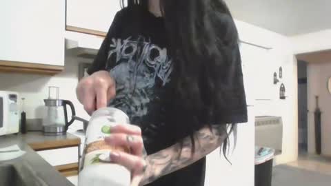 Liv Mirage online show from 01/30/25, 04:24