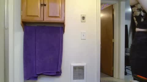 Liv Mirage online show from 03/11/25, 04:40