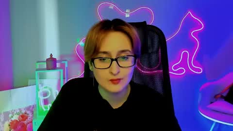 LixeLuna online show from 05/01/26, 06:29