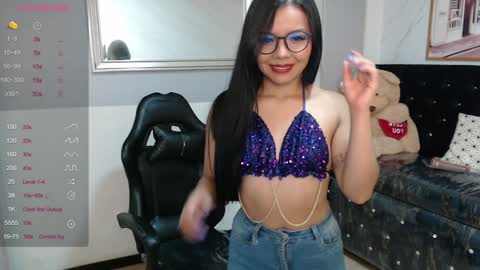 Liz online show from 02/09/25, 03:11