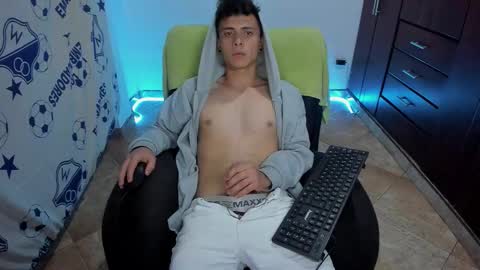 Chris online show from 03/05/26, 04:08