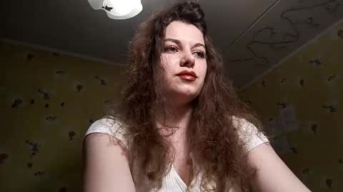 Snapshot of lizabethkimbal chatting on 04/22/26, 04:08 Molly online show from 04/22/26, 04:08