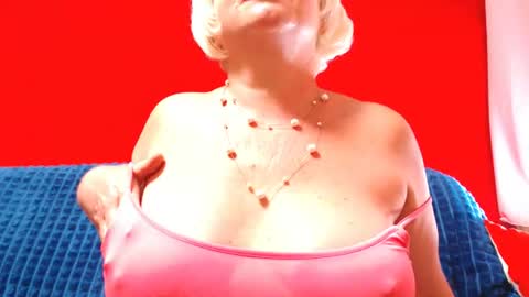 Snapshot of lizabrazzer chatting on 06/13/26, 03:37 LizaBrazzer online show from 06/13/26, 03:37
