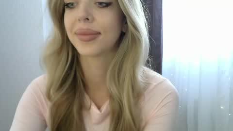 Snapshot of lizasweetyy chatting on 05/20/26, 11:16 LizaSweetyy online show from 05/20/26, 11:16