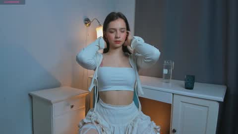 Snapshot of lizbethbiers chatting on 12/18/24, 03:26 Hello there im Amelia Im new here Lets have fun online show from 12/18/24, 03:26