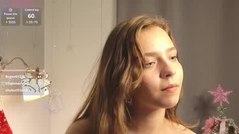 Snapshot of lizbethbiers chatting on 12/28/24, 12:13 Hello there im Amelia Im new here Lets have fun online show from 12/28/24, 12:13