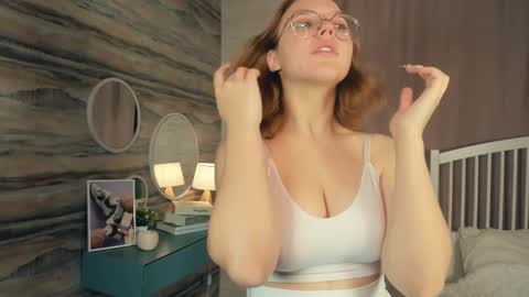 Lizbeth or Lizzy online show from 12/12/24, 11:14