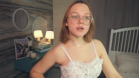 Lizbeth or Lizzy online show from 12/14/24, 08:08