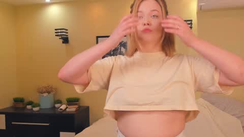 Lizbeth or Lizzy online show from 01/24/25, 08:11