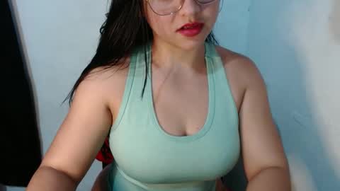 Snapshot of lizbodu chatting on 02/19/25, 10:31 Lizze Bodu 3 online show from 02/19/25, 10:31