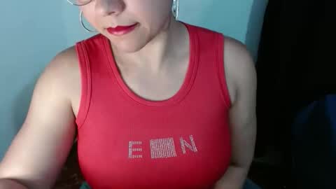 Snapshot of lizbodu chatting on 10/18/25, 11:05 Lizze Bodu 3 online show from 10/18/25, 11:05