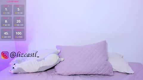 lizcastl online show from 12/03/25, 09:13