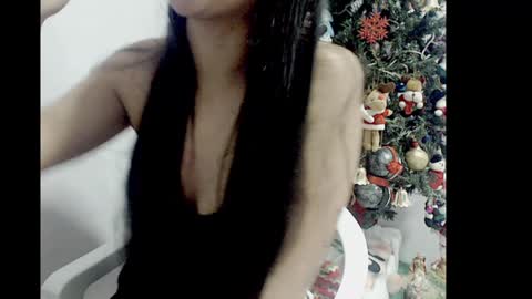 lizz1305 online show from 12/18/24, 03:55