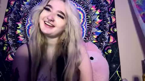 Lizz  online show from 02/23/25, 11:33