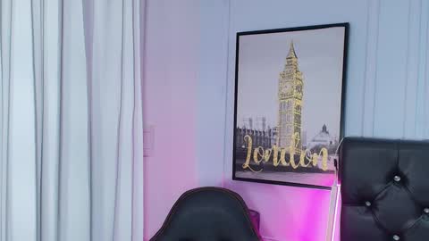 Lizz  online show from 12/17/24, 11:39