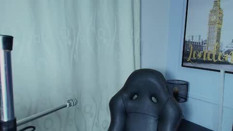 Lizz  online show from 12/31/24, 11:20