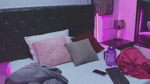 Lizz  online show from 01/14/25, 11:53