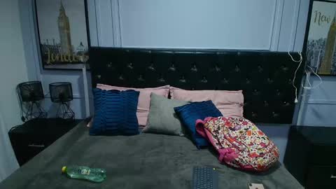 Lizz  online show from 02/07/25, 11:56