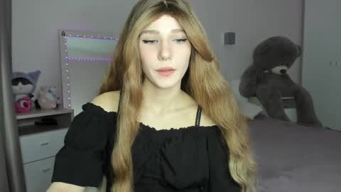 lizza_a online show from 03/31/26, 05:24