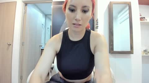 lizzdoux online show from 09/30/25, 02:49