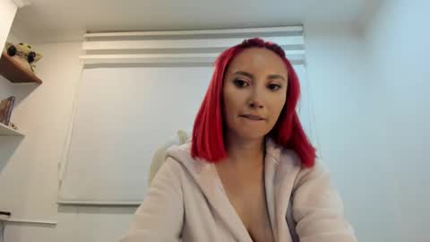 lizzdoux online show from 10/11/25, 12:43