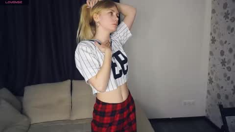 Megan online show from 01/12/26, 06:13