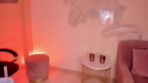 Lizzi  online show from 02/18/25, 02:49