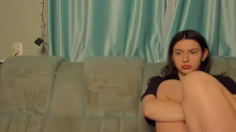 lizzi_muur online show from 01/22/25, 06:41