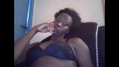 Snapshot of lizzie2020 chatting on 05/23/26, 07:35 lizzie2020 online show from 05/23/26, 07:35