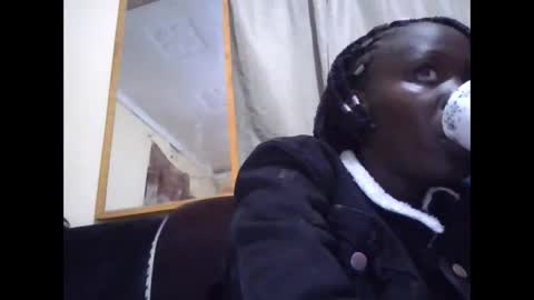 Snapshot of lizzie2020 chatting on 05/31/26, 06:53 lizzie2020 online show from 05/31/26, 06:53