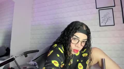  Lizzie  online show from 05/20/26, 12:00