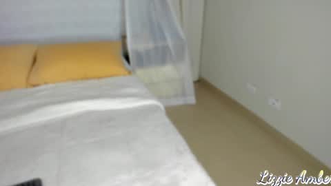 lizzieamber online show from 12/13/24, 09:46