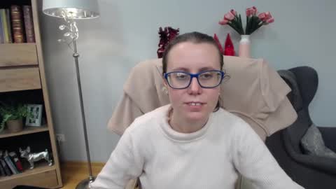 Lizzy online show from 02/12/26, 05:57