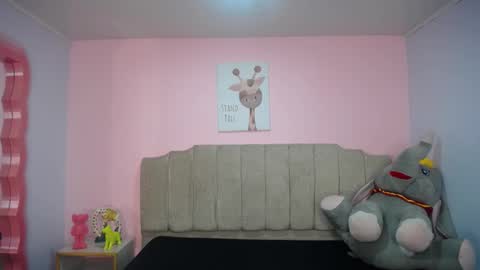 Lizzy SCHEDULE BROADCASTING Monday-Saturday 11am4pm Colombia online show from 02/23/25, 11:44