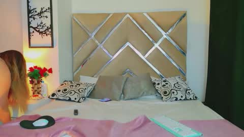 Liz  online show from 01/09/26, 02:58