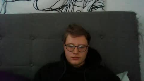 Snapshot of ljc_vmontminy3 chatting on 01/12/26, 04:23 Vincethecock online show from 01/12/26, 04:23