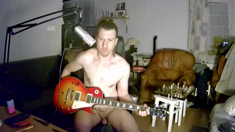 lkonig504475 online show from 12/20/24, 10:43