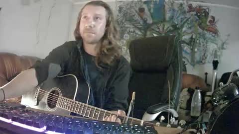 lkonig504475 online show from 10/09/25, 03:21