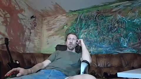 Snapshot of lkonig504475 chatting on 07/03/26, 01:01 lkonig504475 online show from 07/03/26, 01:01