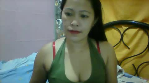 llanie888 online show from 02/19/25, 05:49