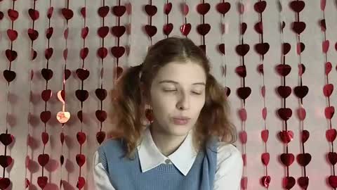 Lesly online show from 02/13/25, 03:24