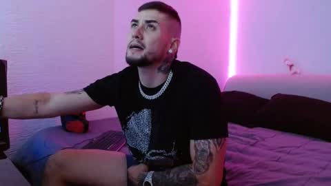 Snapshot of lliamm_2 chatting on 01/30/25, 01:11 lliamm 2 online show from 01/30/25, 01:11