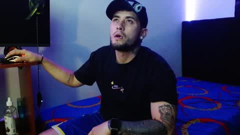 lliamm 2 online show from 01/16/26, 05:44