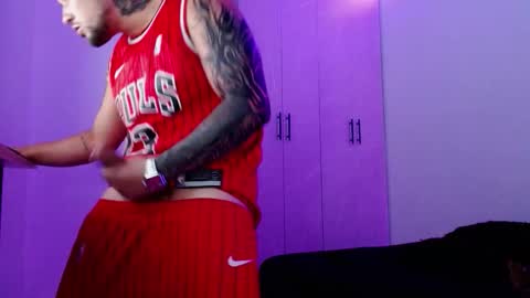 lliamm 2 online show from 03/17/26, 07:50