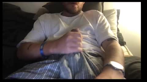 lloydb3600 online show from 10/21/25, 06:03